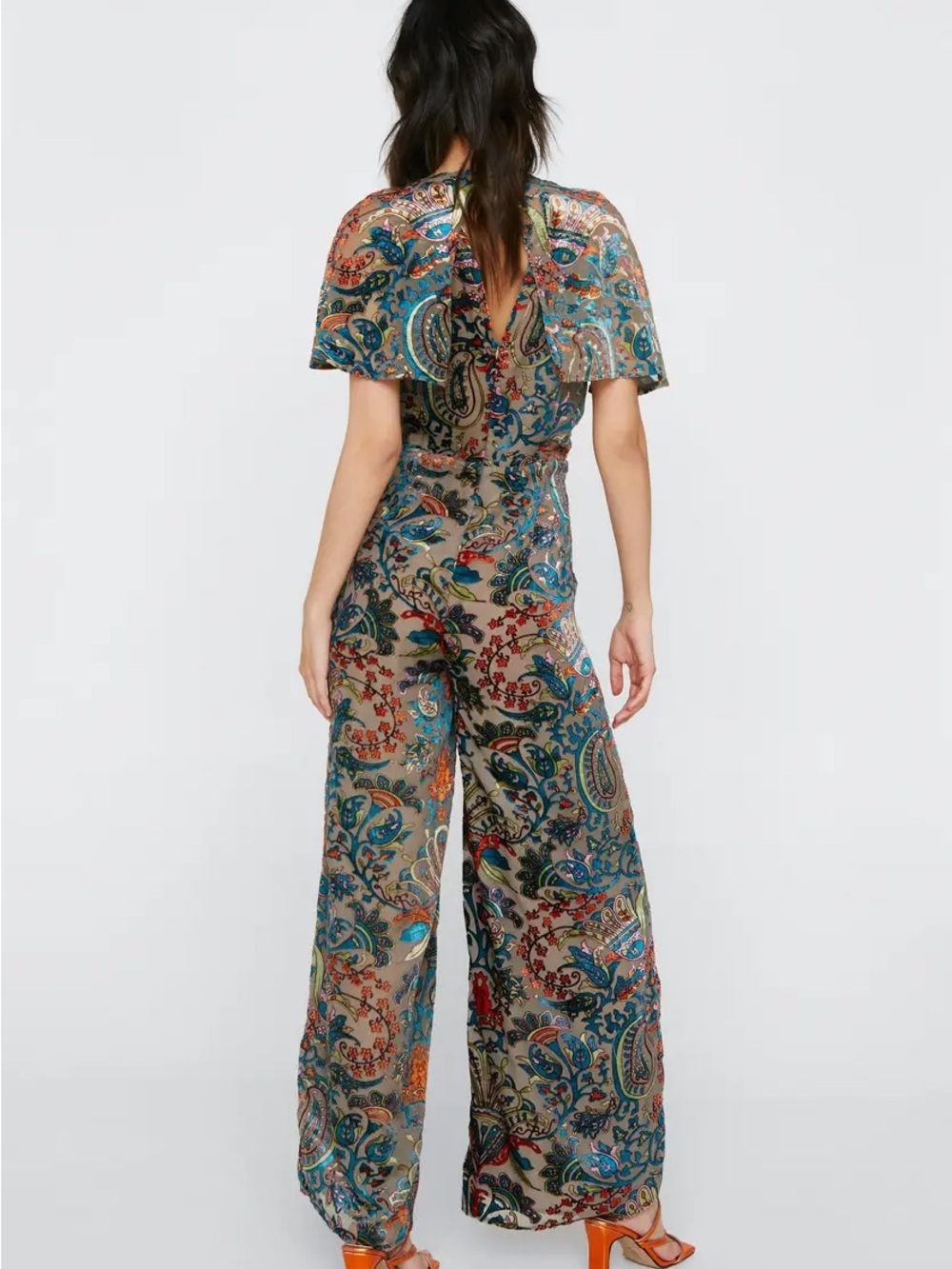Nasty Gal Multicolor Paisley V-Neck Jumpsuit - new with tags - Picture 4 of 5